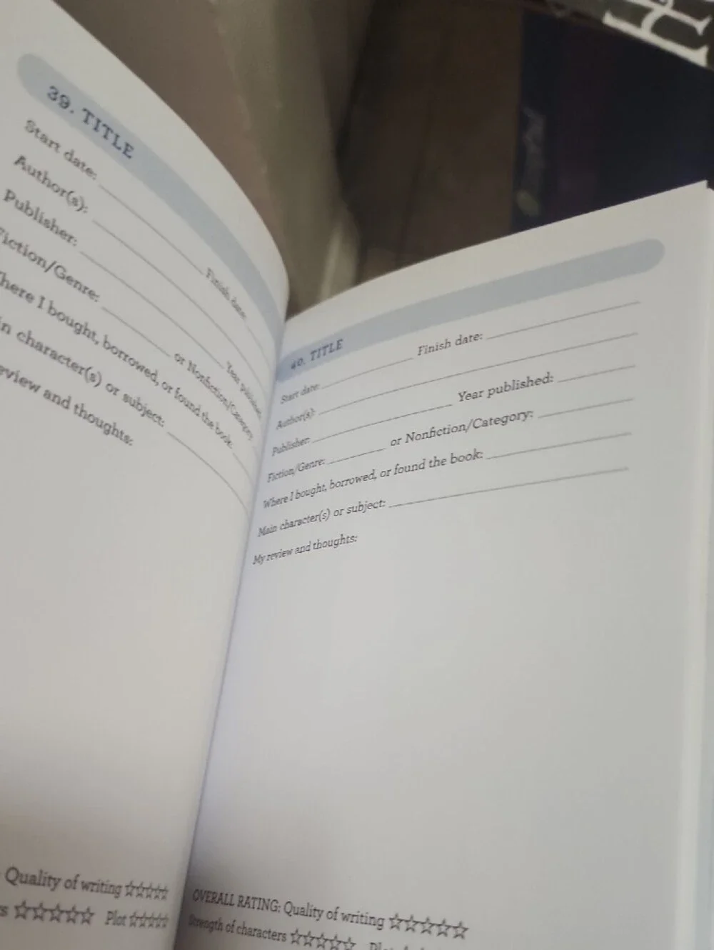 My Book Journal Reading Diary — Colorful Bookshelf Design